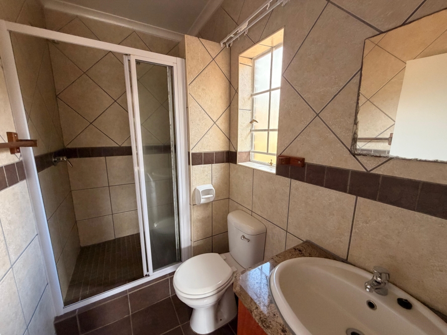 3 Bedroom Property for Sale in Waterval East North West